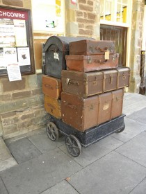 luggage-996574_1920